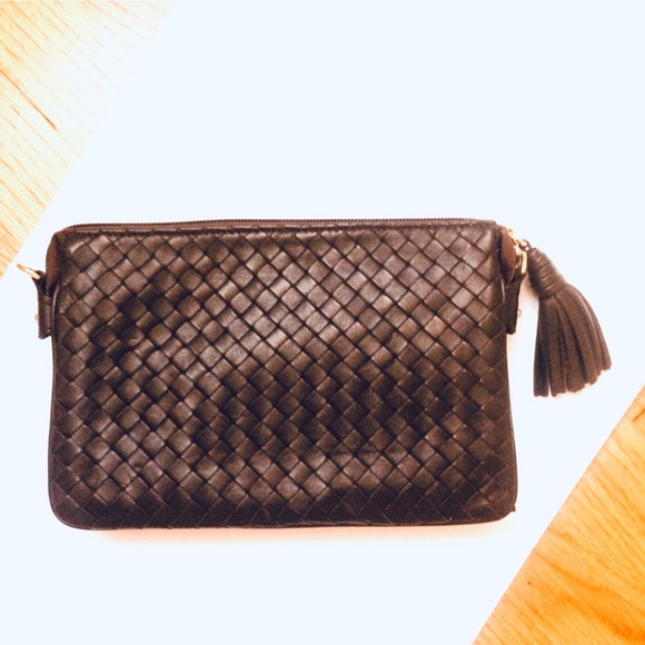 SERA Intrecciato Three Part Woven Mini
Leather Clutch, espresso brown - Picture 3 of 7